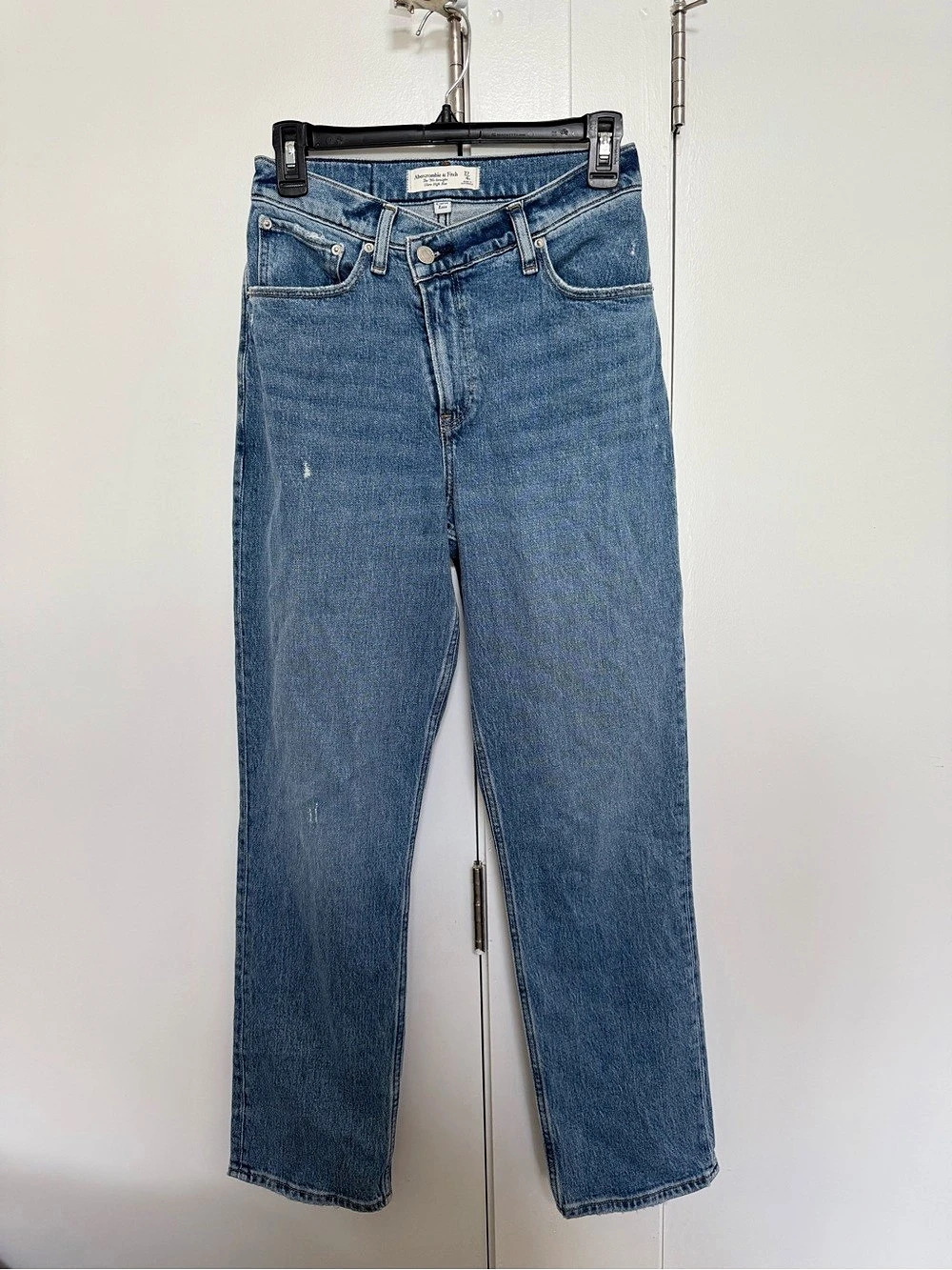 Abercrombie & Fitch Curve Love The '90s Straight Ultra High Rise Jeans Blue